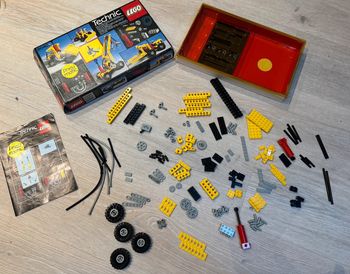 Lego vintage 1984  8040 Complet dans la boîte