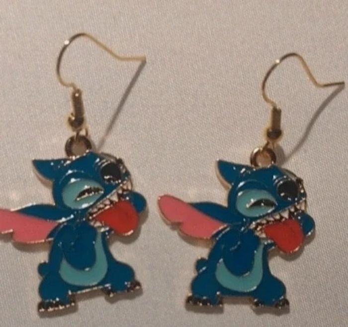 Boucles d'oreilles Stitch Disney - photo numéro 2