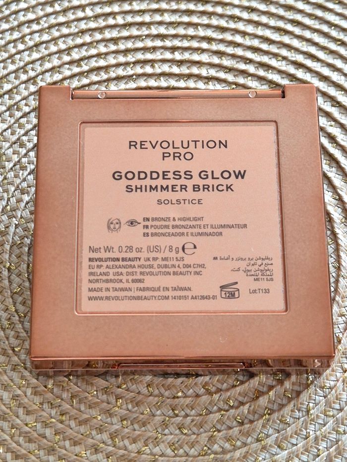 Palette poudre bronzante et illuminateur - photo numéro 3