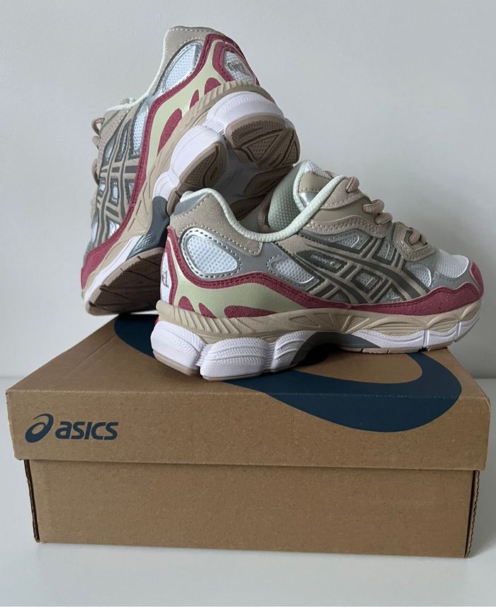 Chaussure Asics GEL - photo numéro 5