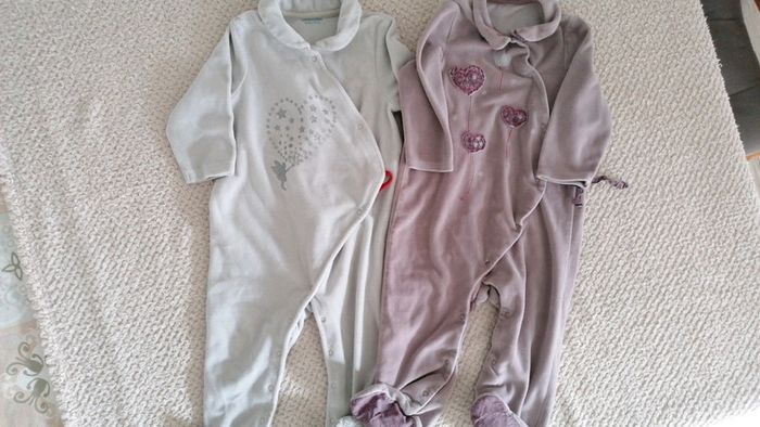 Lot de 2 pyjamas vertbaudet 18mois