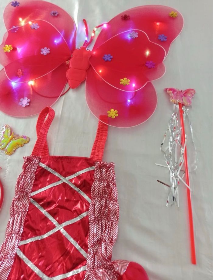 Déguisement robe princesse aile de papillon rouge 4 ans - photo numéro 6