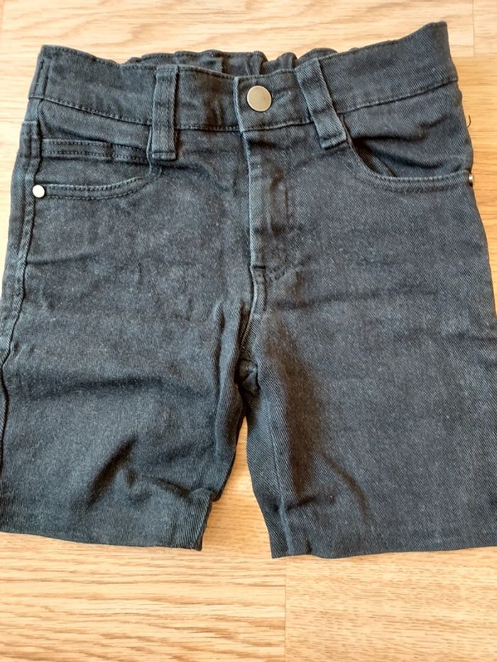 Lot de 2 shorts identiques - photo numéro 2