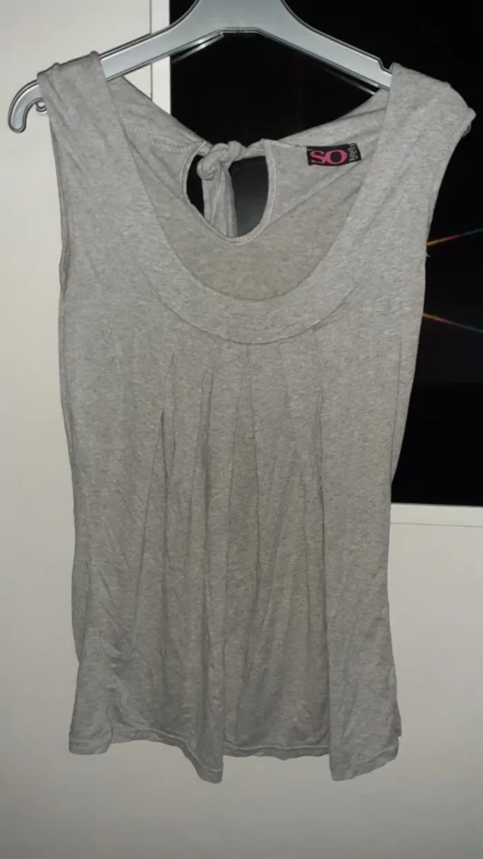 Débardeur gris - photo numéro 2