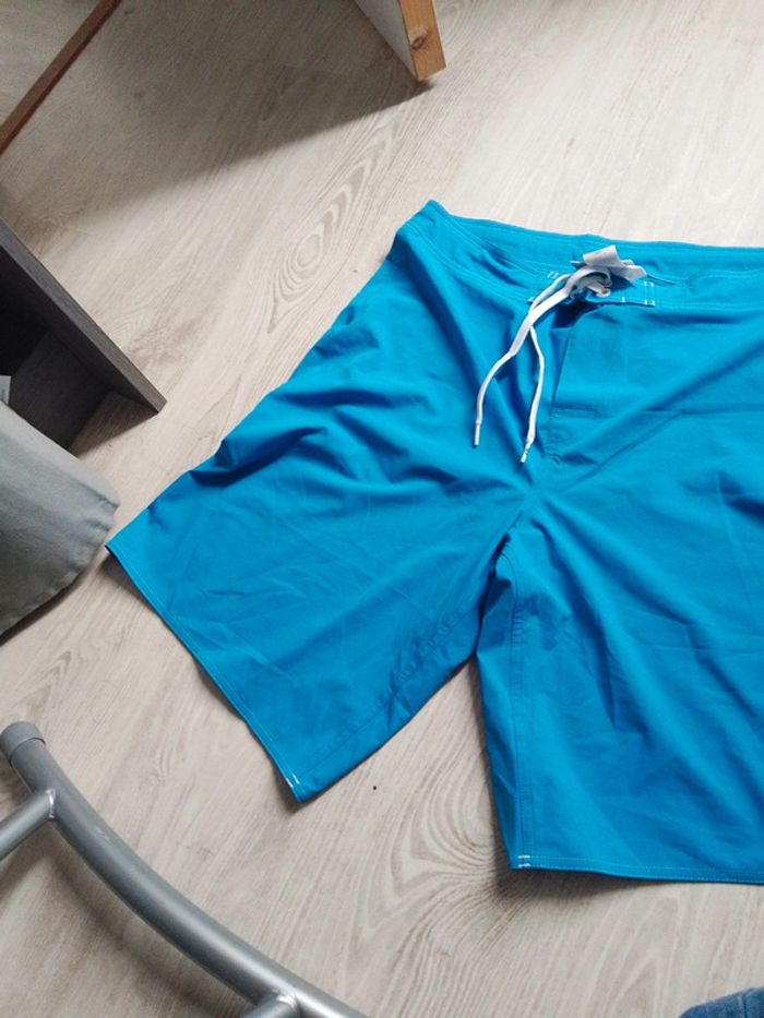 Short grande taille - photo numéro 3
