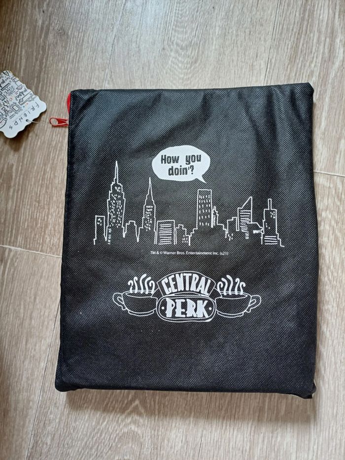 Kit papeterie ´Friends’, Central Perk édition collector. - photo numéro 2