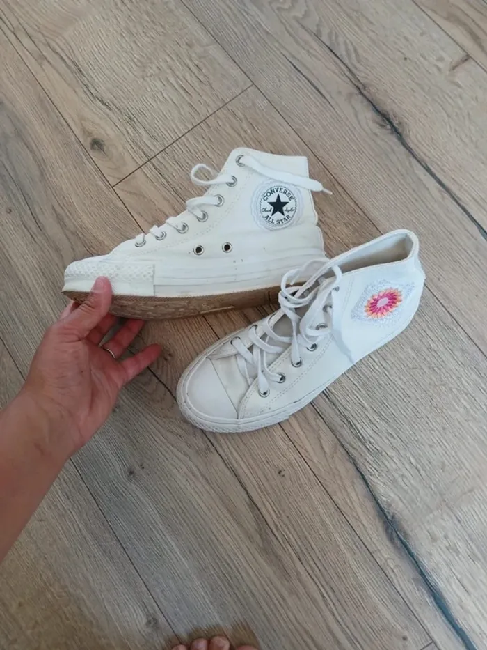 Converse fleur blanche 35