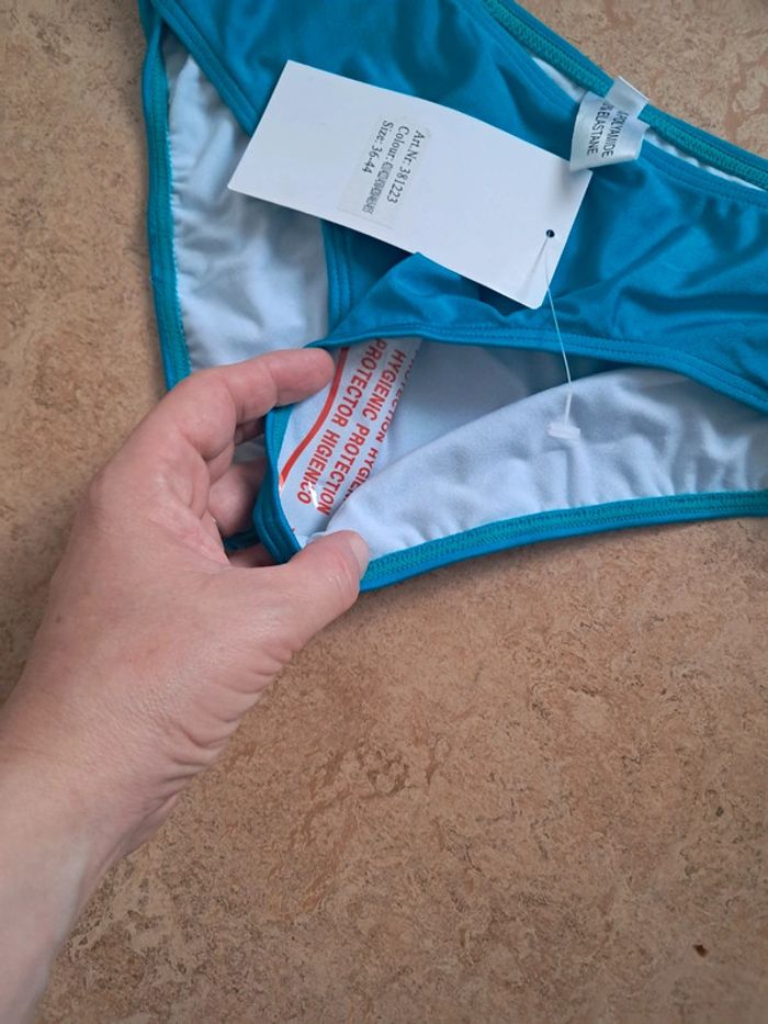 Maillot de bain neuf M - photo numéro 2