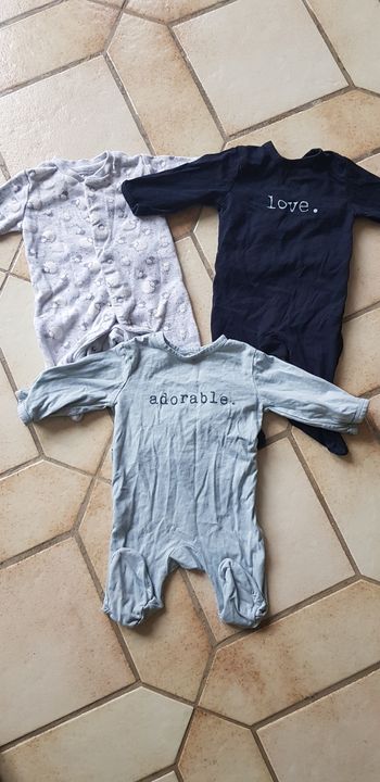 Lot pyjamas