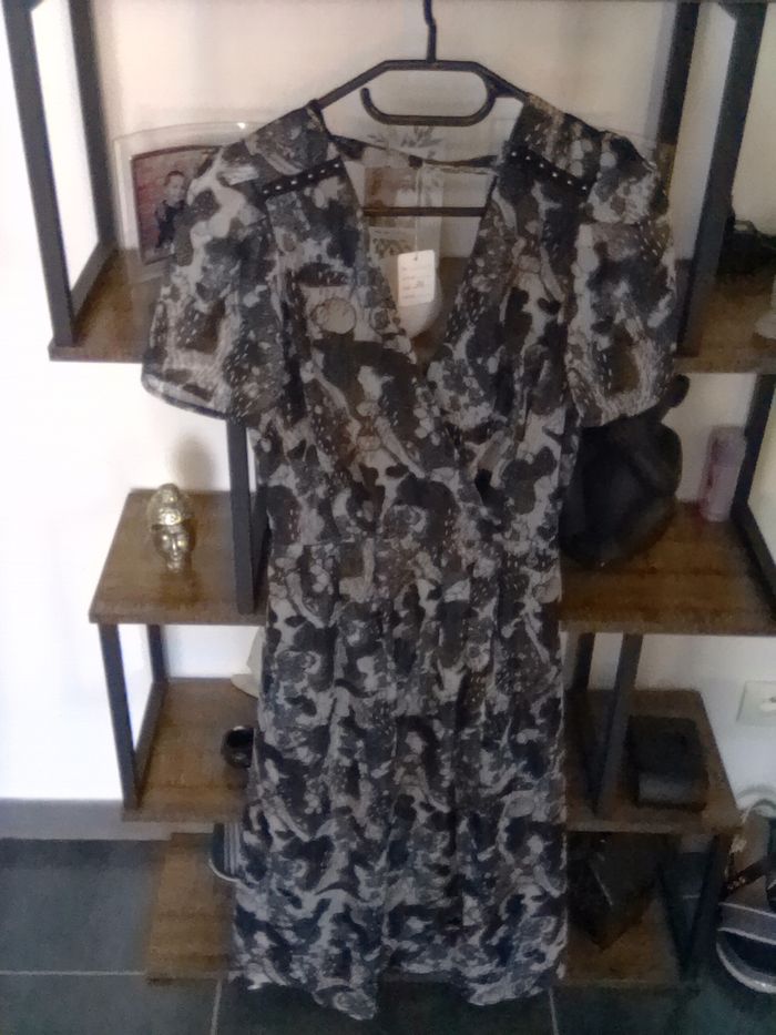 Longue robe magnifique taille36 - photo numéro 2