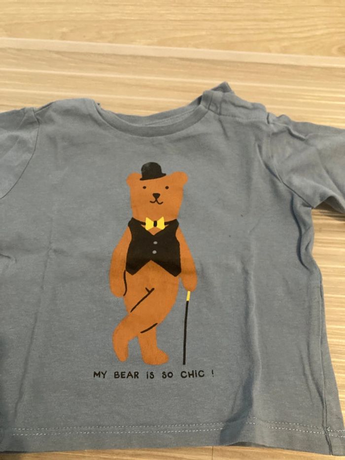 T-shirt taille neuf mois - photo numéro 2