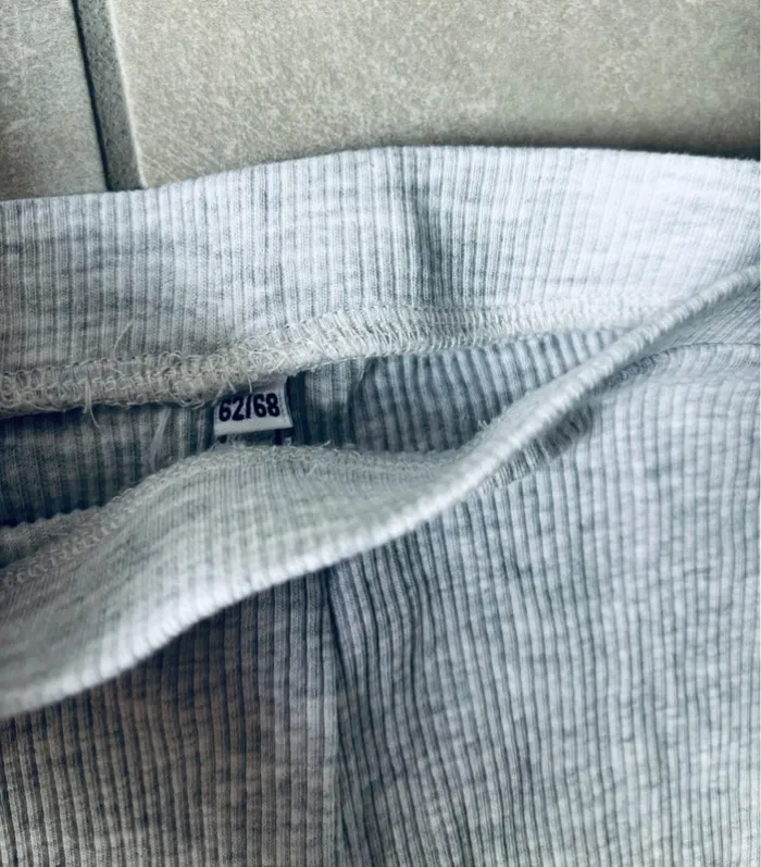 3 leggings côtelés bébé 62-68cm neufs - photo numéro 4