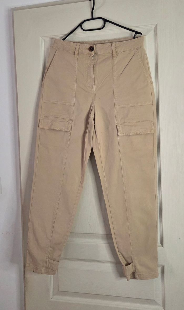 Pantalon Cargo Beige Taille Haute – Coupe Tendance