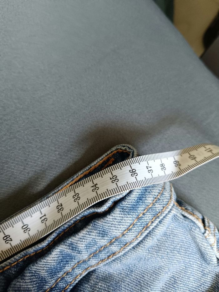 Short en jean dechiré 🌷 Taille 36 - photo numéro 9