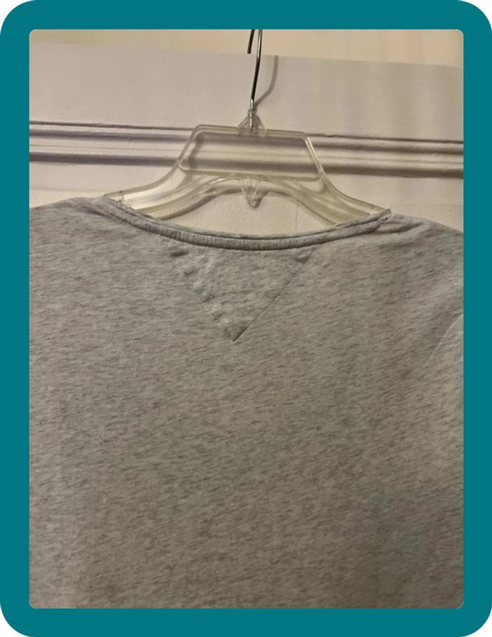 T-shirt manches longues col V généreux S -Tommy Hilfiger - photo numéro 5