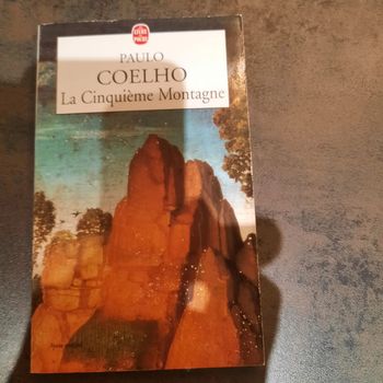 Livre"La cinquième montagne" Paulo Coelho