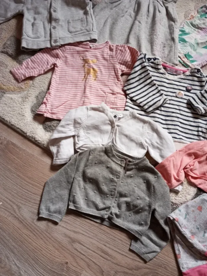 Lot de vêtements fille - photo numéro 2