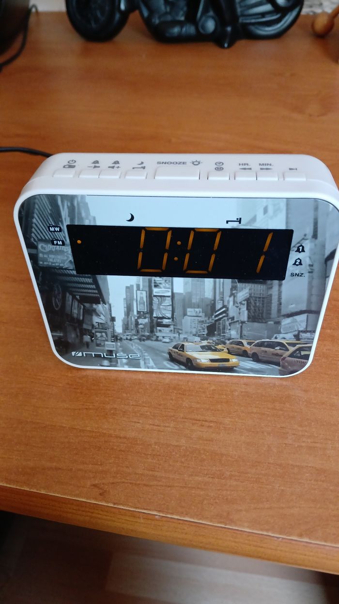 Radio réveil - photo numéro 3