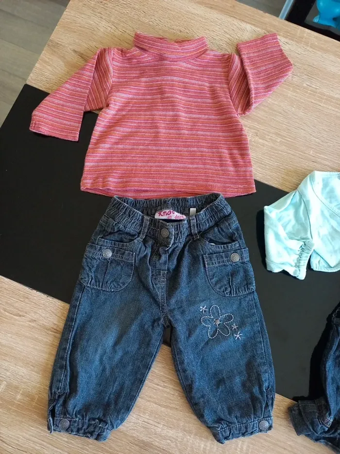 Jean's robe et 2 hauts bébé fille 6 mois - photo numéro 3