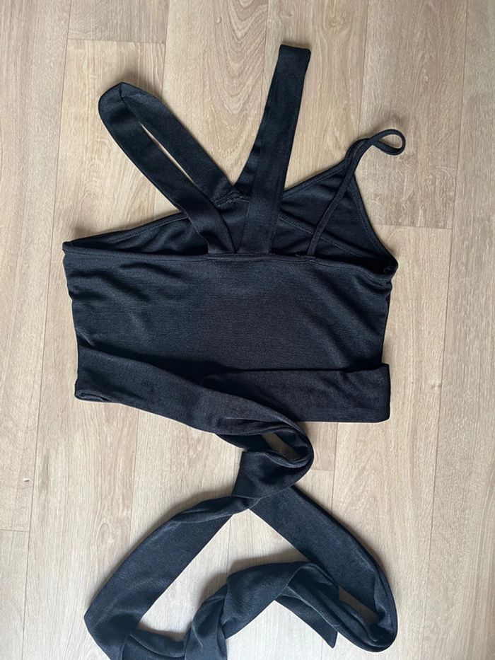 Crop top noir  Monki S - photo numéro 3