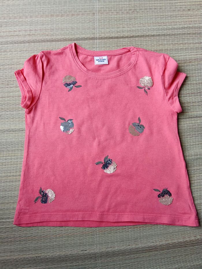 T-shirt tape à l'oeil