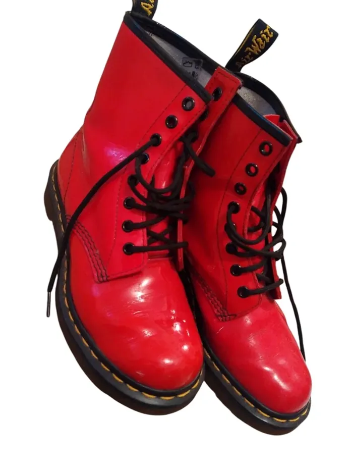 Doc Martens dr dc rouge red vernis rock cerise Cherry