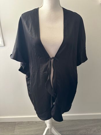 Kimono peignoir satiné noir et blanc Victoria’s Secret TU