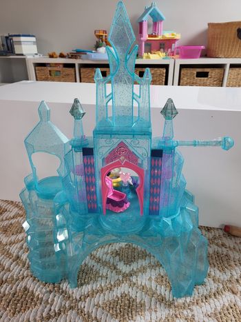 Vends château little poney