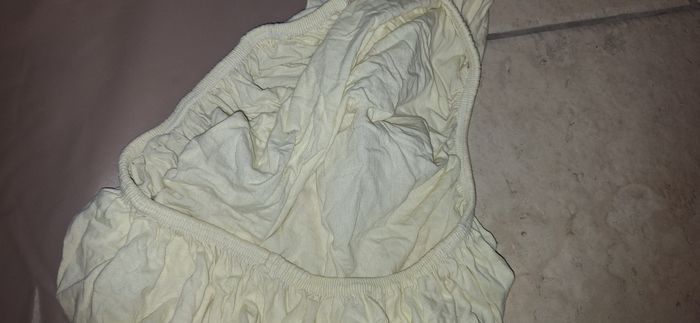 Drap jaune pour nacelle poucette