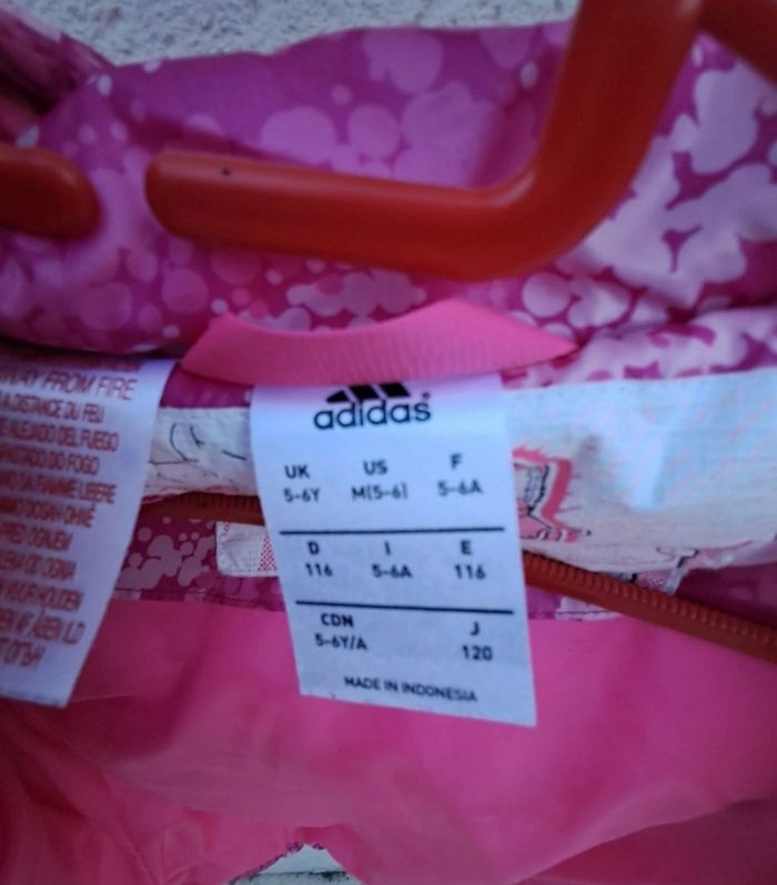 Doudoune adidas 5/6ans fille avec capuche - photo numéro 5