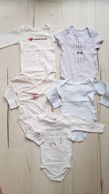 Lot de 5 bodys fille 6mois
