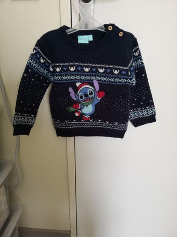 Pull de Noël Stitch Disney 12 mois Kiabi