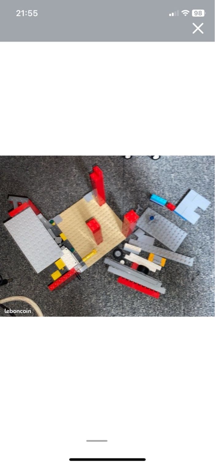 Lego « caserne des pompiers »/ quelques pièces manquantes  60110 - photo numéro 2