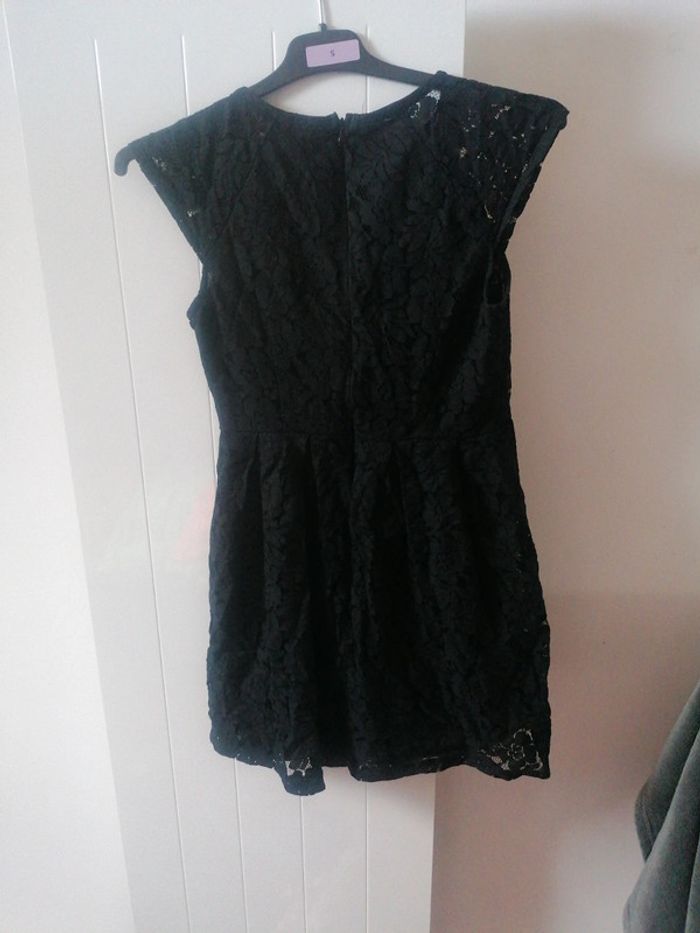 Robe noir - photo numéro 2