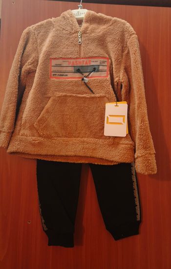 Ensemble enfant taille 5ans 