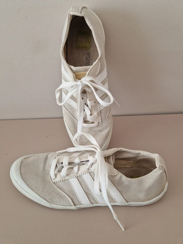 Baskets Adidas 🤍 - photo numéro 2