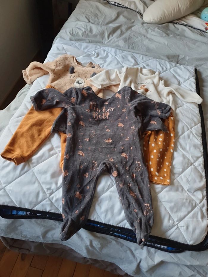 Lot 12 mois fille - photo numéro 2