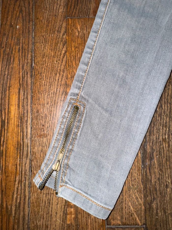 Jeans sœur Taille xs Valeur 145 euros - photo numéro 3