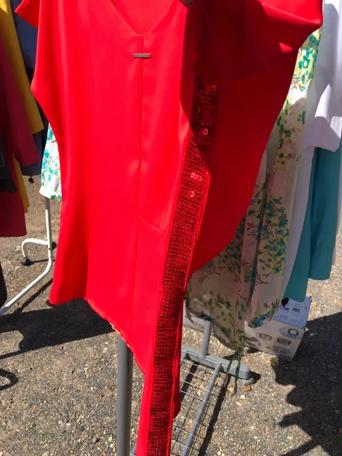 Blouse rouge non - photo numéro 2