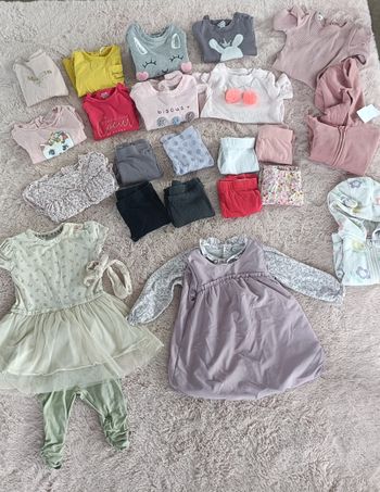 Lot vêtements fille 12 mois