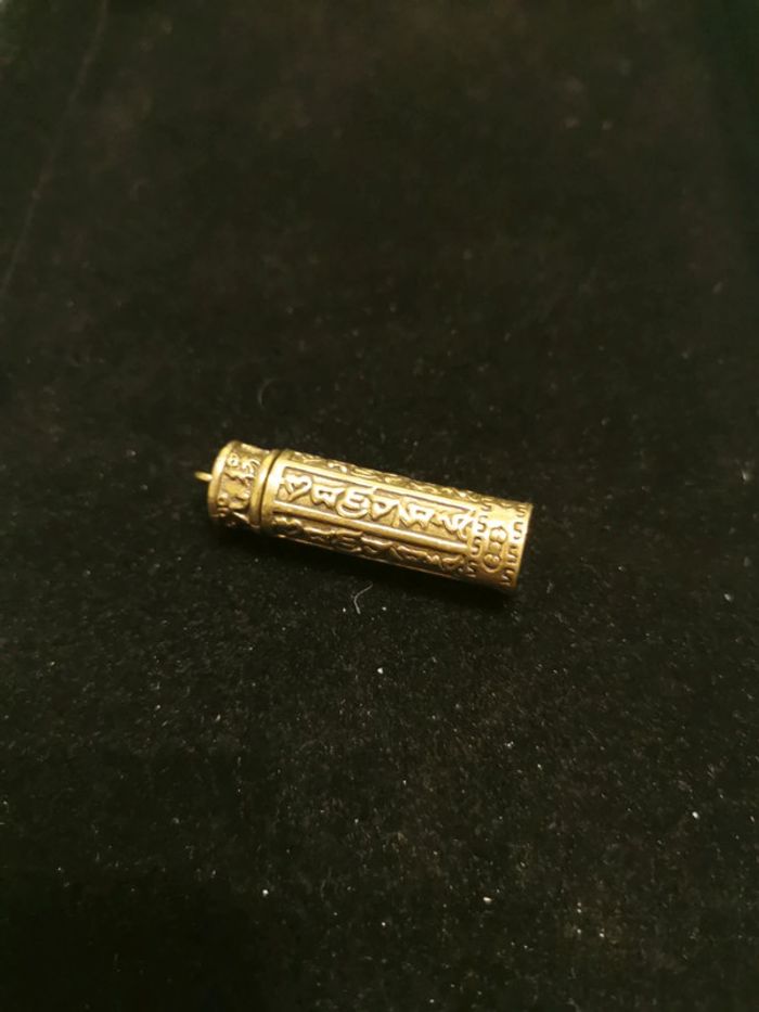 Pendentif de prière bouddhiste Vajra ouvrable - photo numéro 2