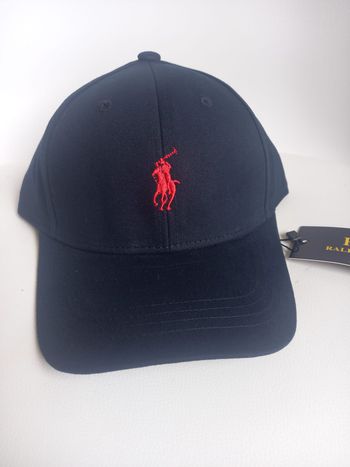 Casquette bleu marine