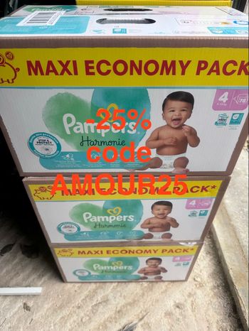 Lot de couches Pampers harmonie taille 4