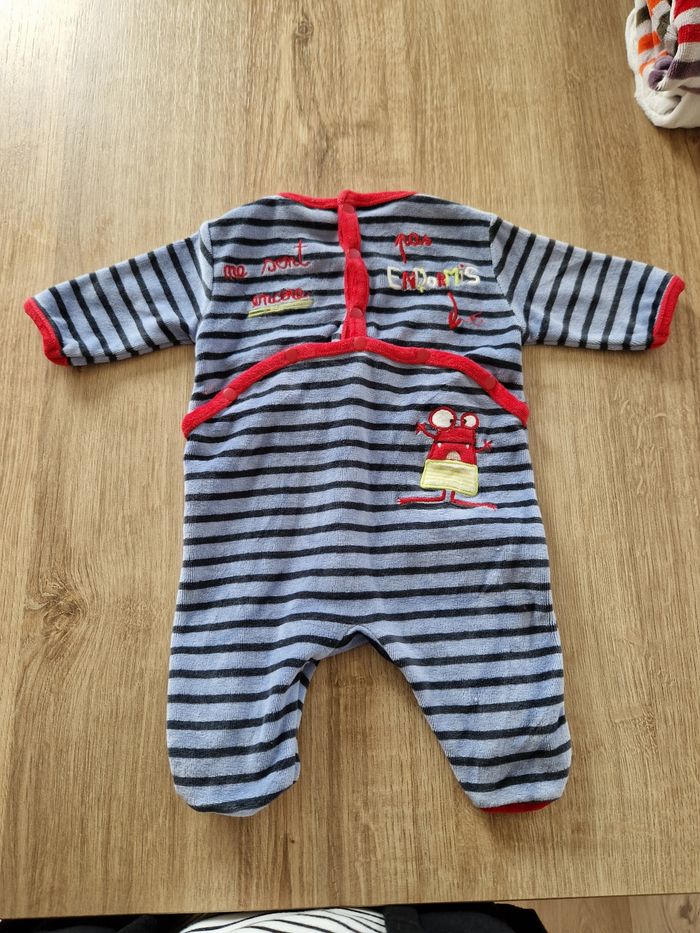 👶 Pyjama en velours multicolore – Taille Naissance (0 mois - 50 cm) - photo numéro 2