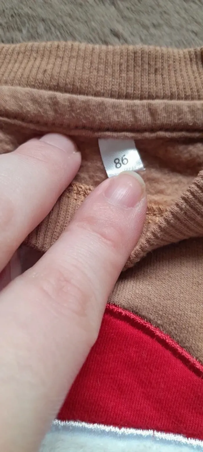Jolie pull de Noël - De marque Shein en taille 18 mois ( 86 cm ) - photo numéro 3