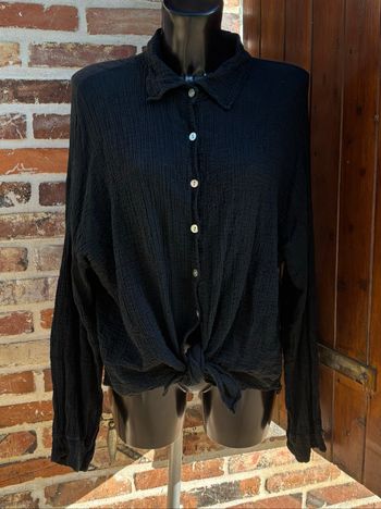 👕 Chemise noire en gaze de coton – Taille unique – Made in Italy