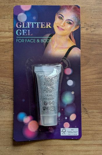tube de gel pailleté argenté 14 ml visage et corps Neuf 