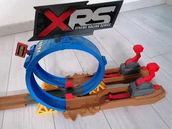 Lanceur + circuit looping Car's