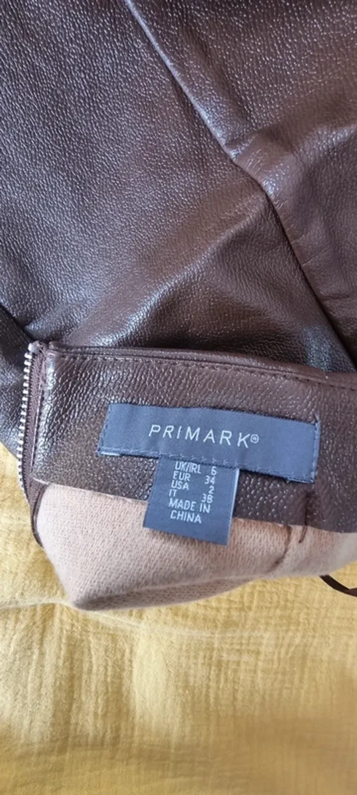 Jupe marron cuir synthétique - photo numéro 3