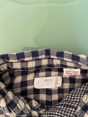 Chemise à carreaux